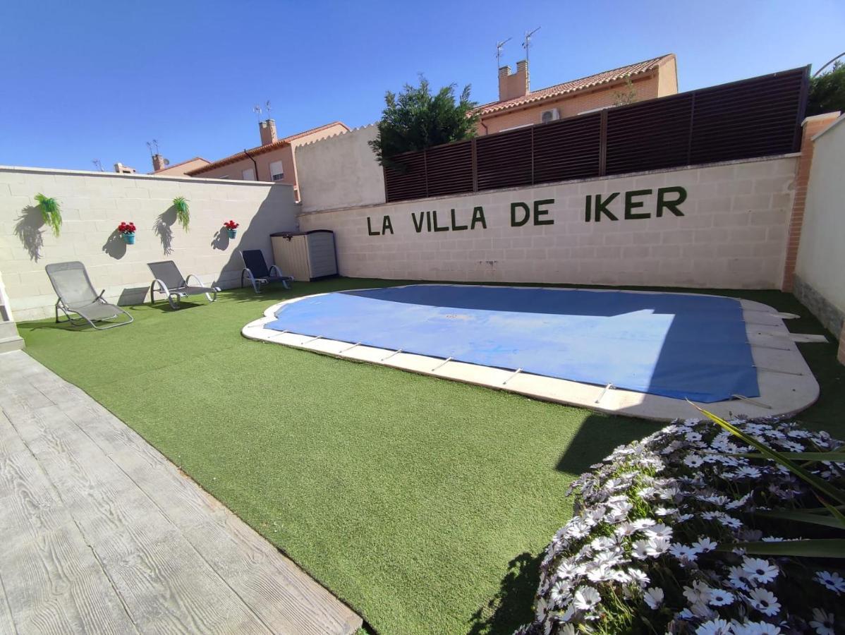 "La Villa De Iker" Con Chimenea, Barbacoa Y A 10 Mint De "Puy Du Fou" Argés Exterior foto