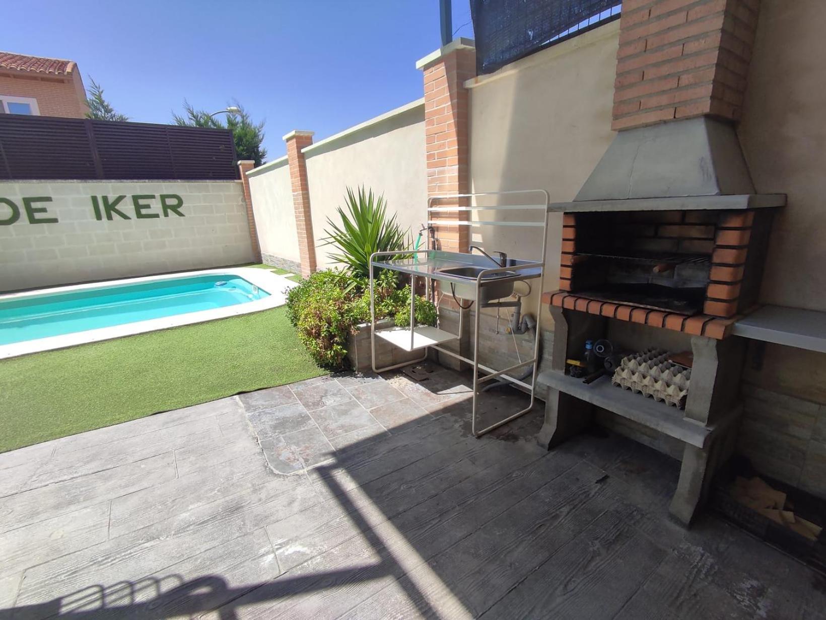 "La Villa De Iker" Con Chimenea, Barbacoa Y A 10 Mint De "Puy Du Fou" Argés Exterior foto